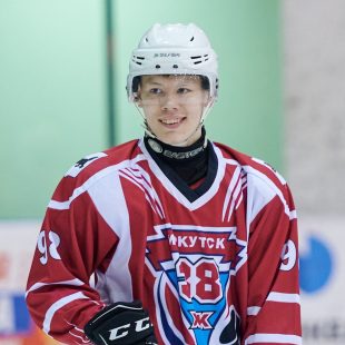 Виталий Лохов