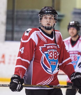 Антон Винокуров